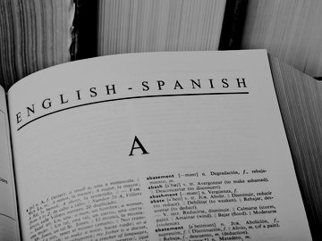 translation-english-to-spanish-spanx460b