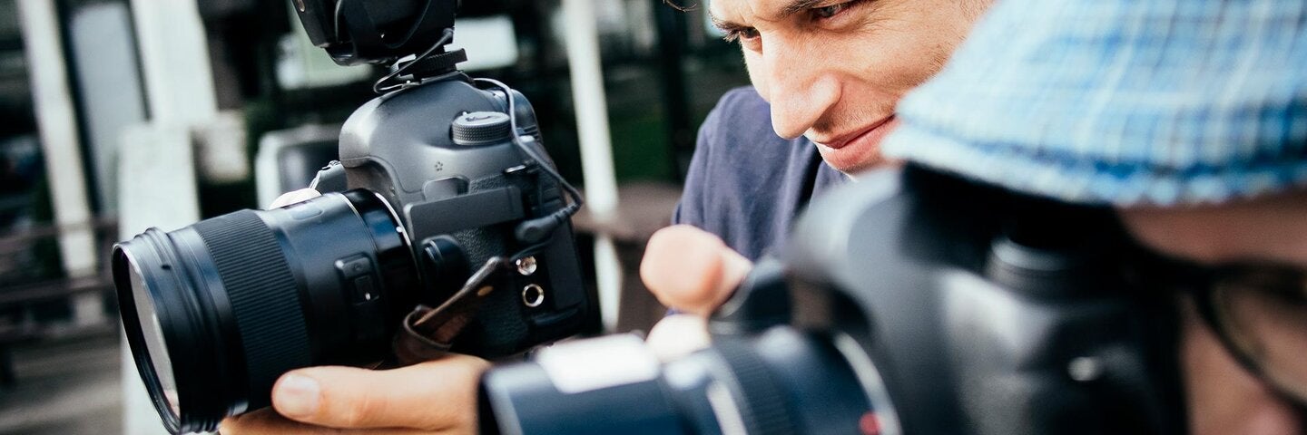 choosing-and-using-digital-camera-art-73026