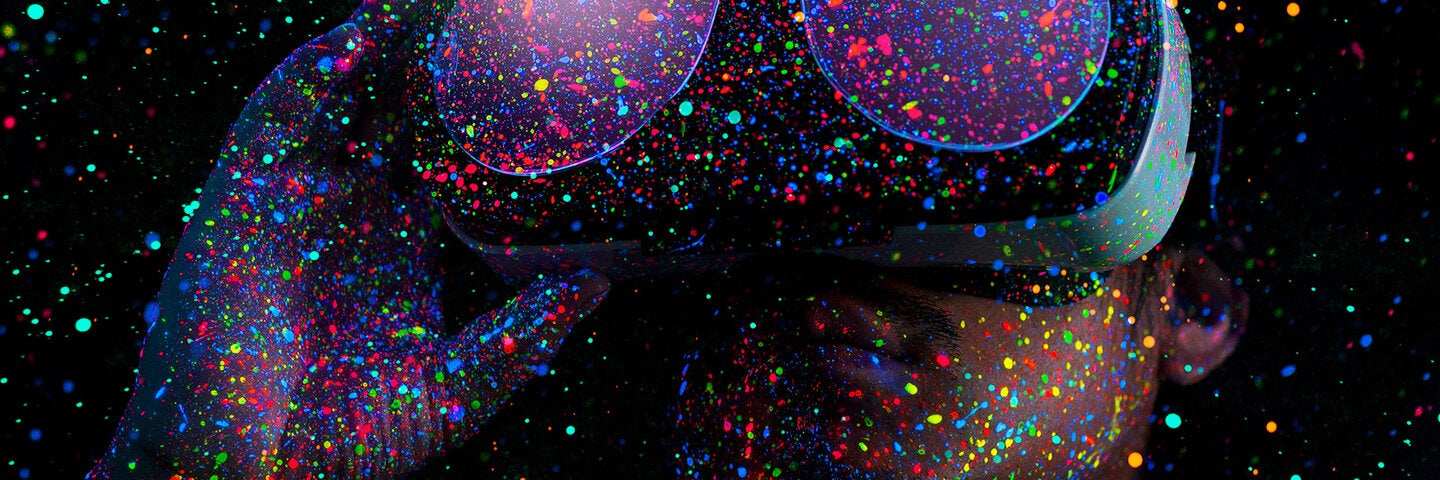 multicolored stars through vr glasses